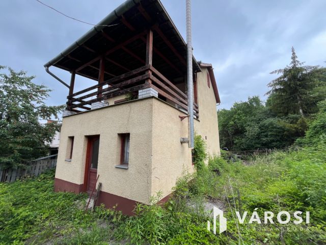 Felújítandó sorház természetközeli helyen!