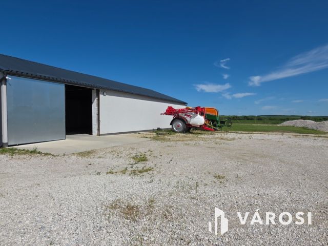 Murakeresztúron eladó telephely, számos lehetőséggel!